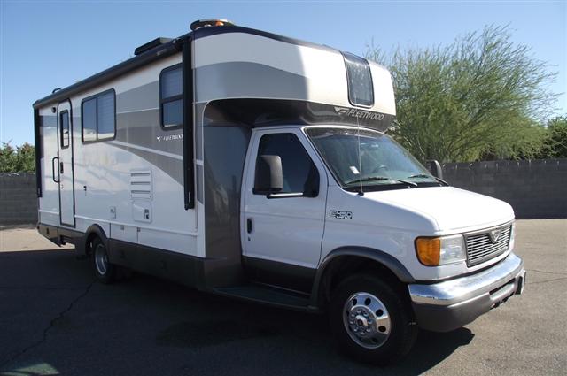 Used 2006 Fleetwood Tioga Slx 26J Class C For Sale